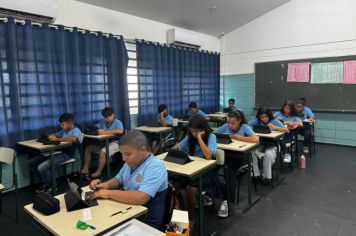 Prefeitura Municipal adquire 60 tablets para alunos do departamento de educação.