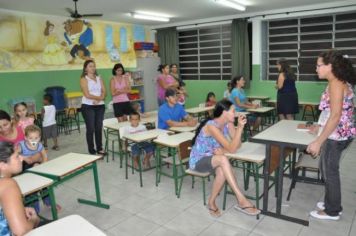 Escola Maria R. de Rezende realiza reunião
